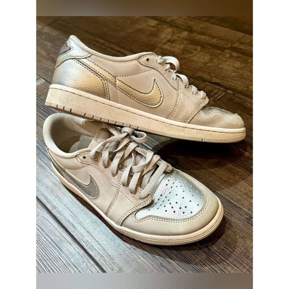 Air Jordan 1 Low Metallic Silver Sneakers Men’s Size 8 Gray Silver Leather Shoes